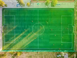 Eliminacje Polski do Euro 2024 – jaki skład ma grupa E?